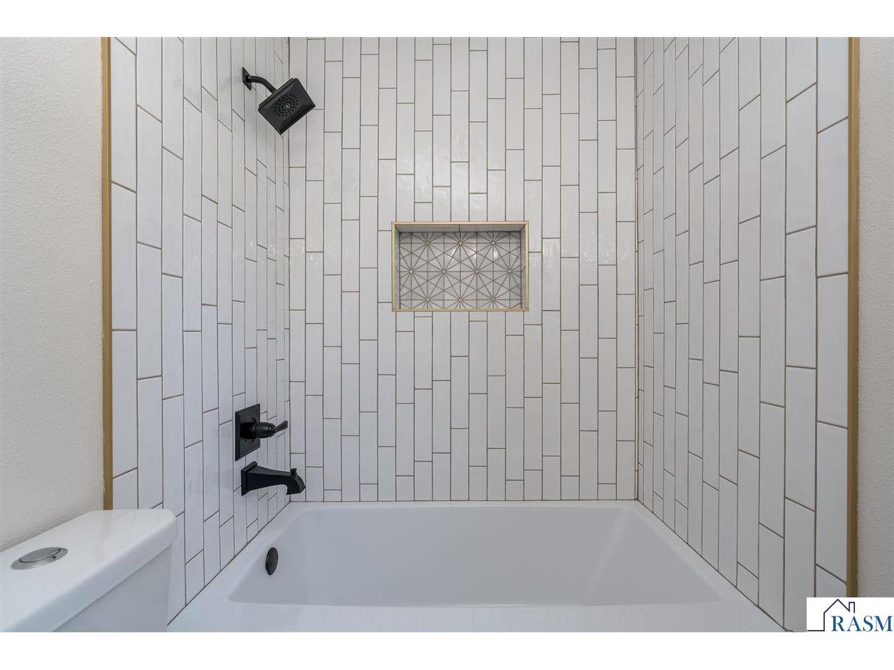 7 Dellview Lane Mankato MN 56001 7039813 image24
