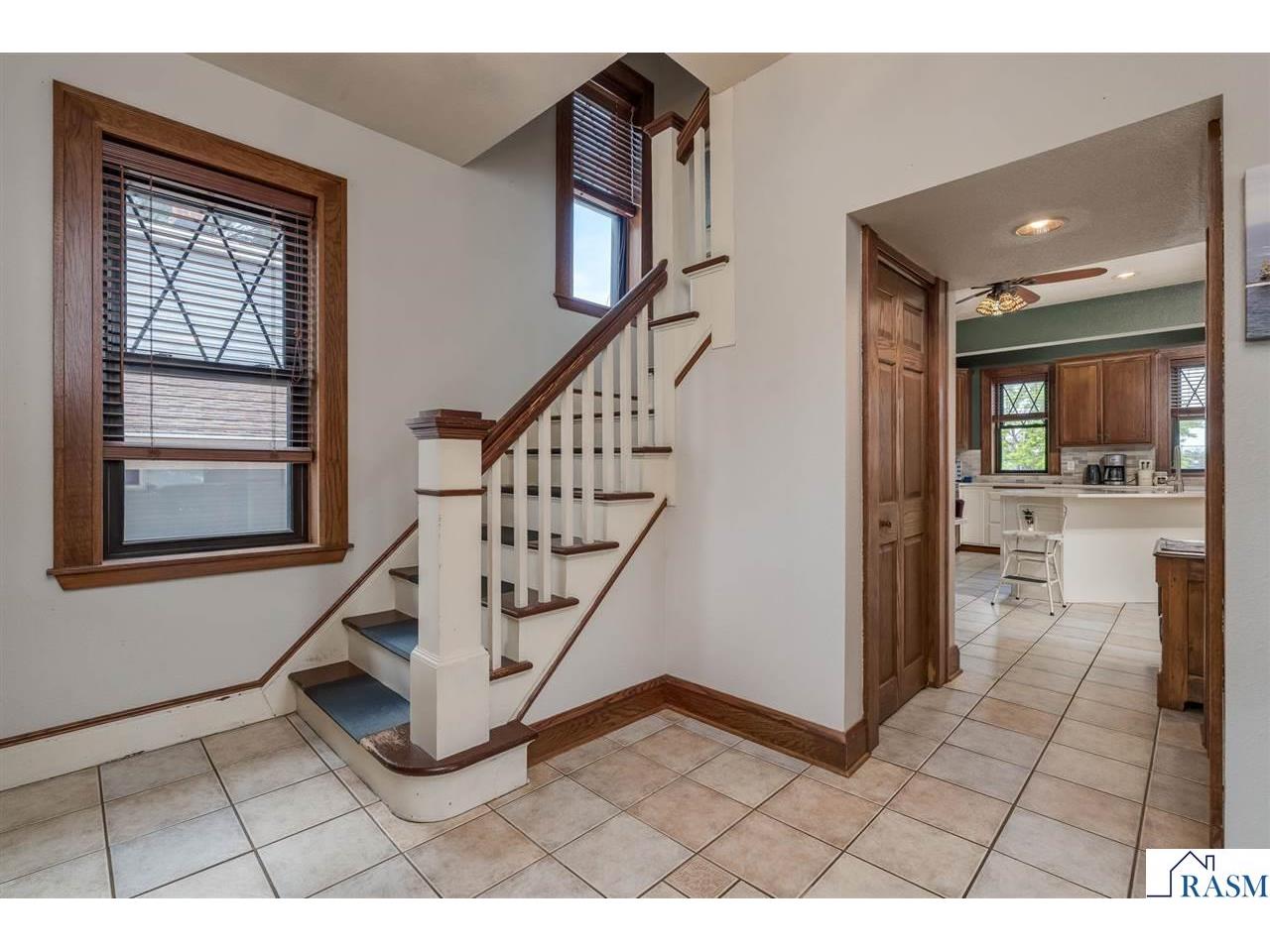 700 N State Street New Ulm MN 56073 267040452 image8