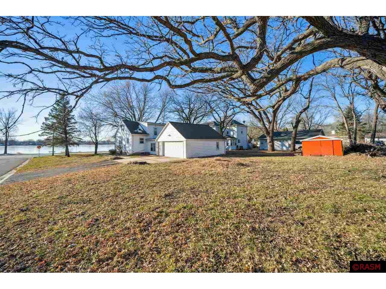 700 NW 7th Avenue Waseca MN 56093 - Loon 7033902 image1