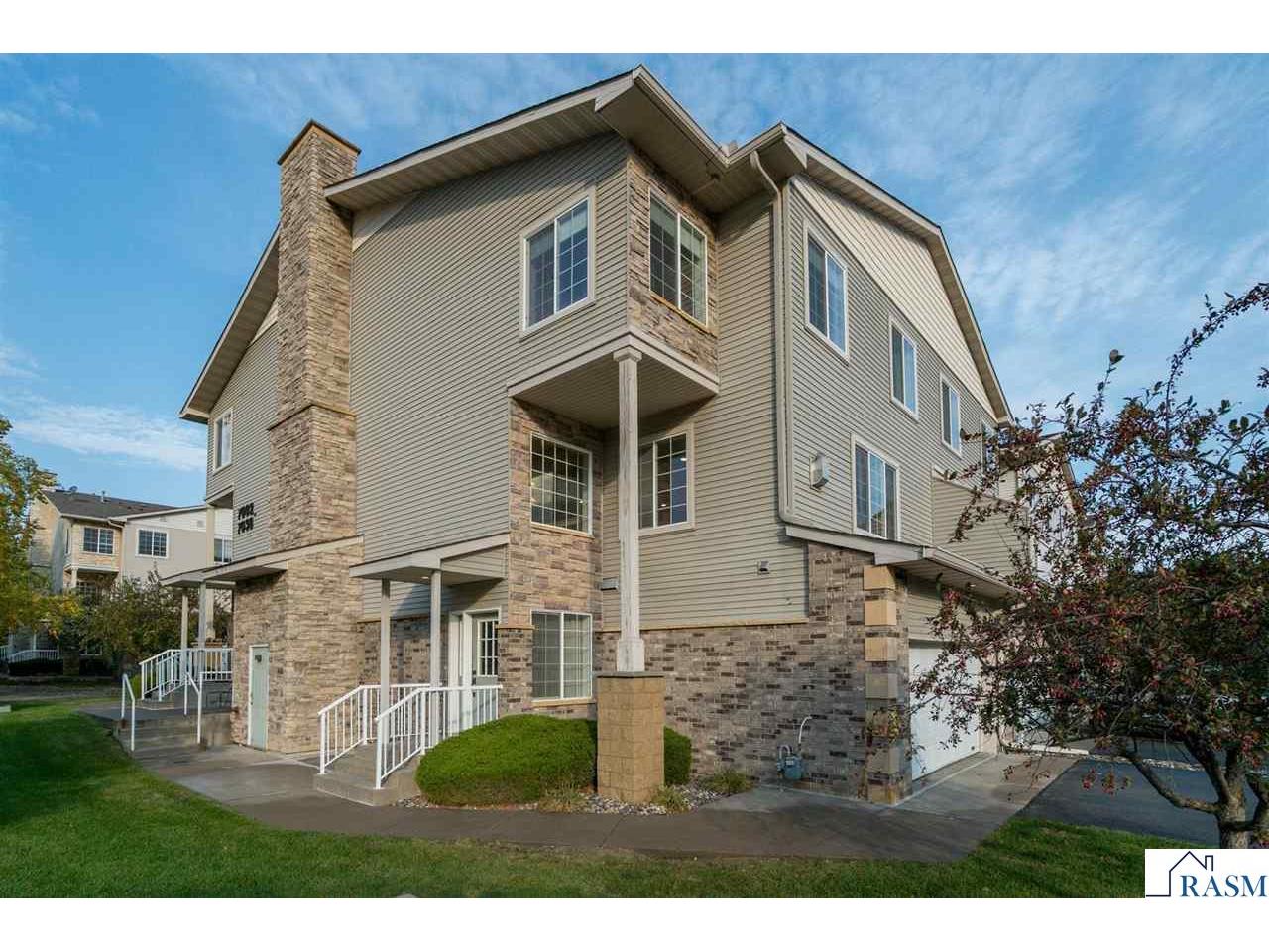 7002 S Park Drive Savage MN 55378 7038959 image1