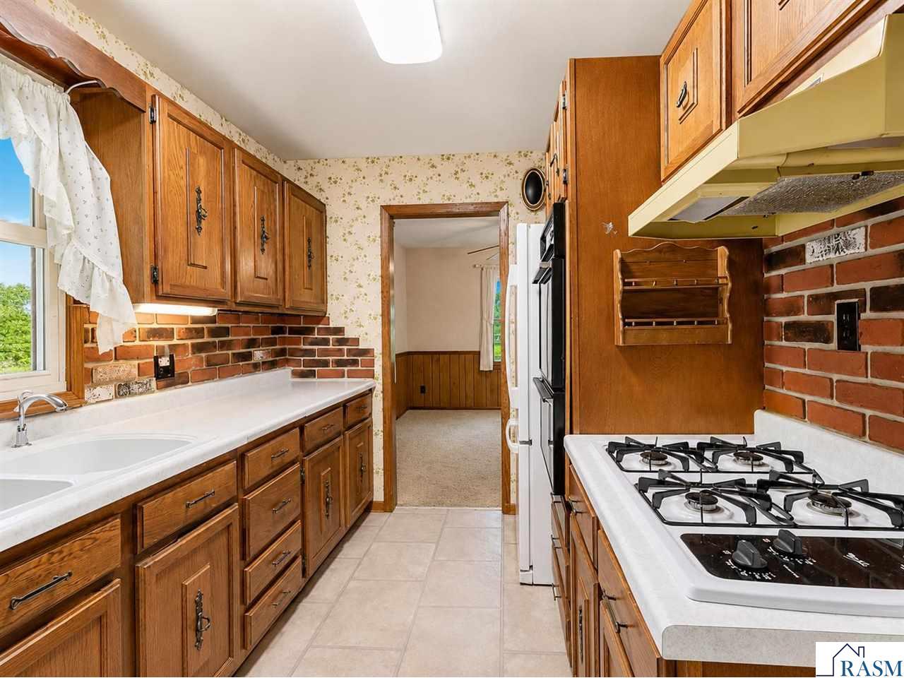 701 E Blue Earth Street Lake Crystal MN 56055 267040970 image13