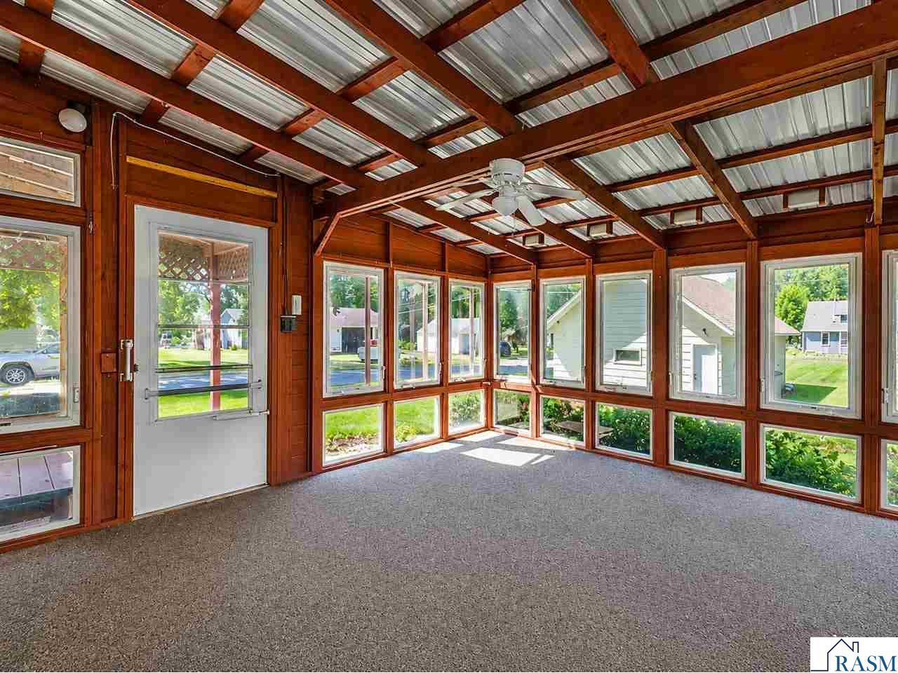 701 E Blue Earth Street Lake Crystal MN 56055 267040970 image15