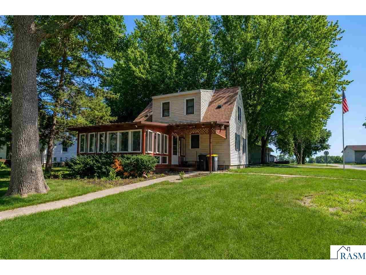 701 E Blue Earth Street Lake Crystal MN 56055 267040970 image34