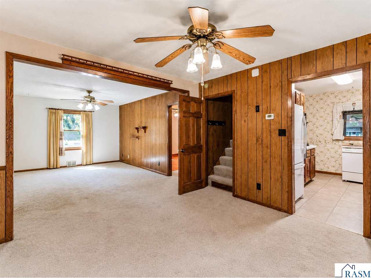 701 E Blue Earth Street Lake Crystal MN 56055 267040970 image9