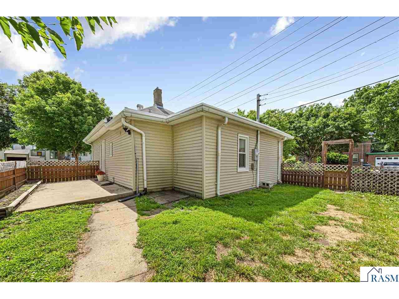 702 N Broad Street Mankato MN 56001 267040480 image21