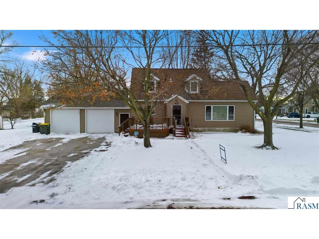 702 S 9th Avenue Saint James MN 56081 7039241 image1