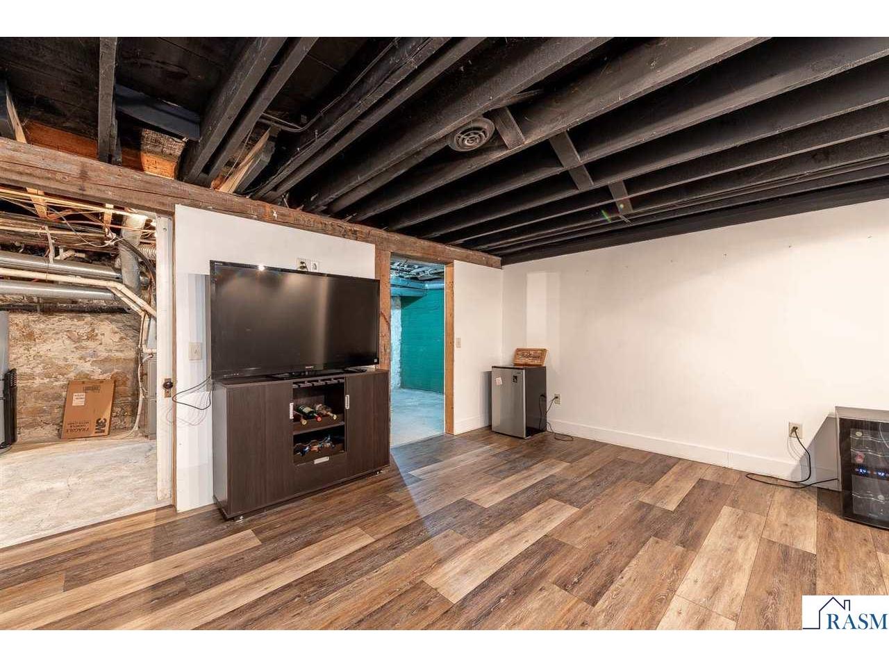 703 N 6th Street Mankato MN 56001 7039846 image33