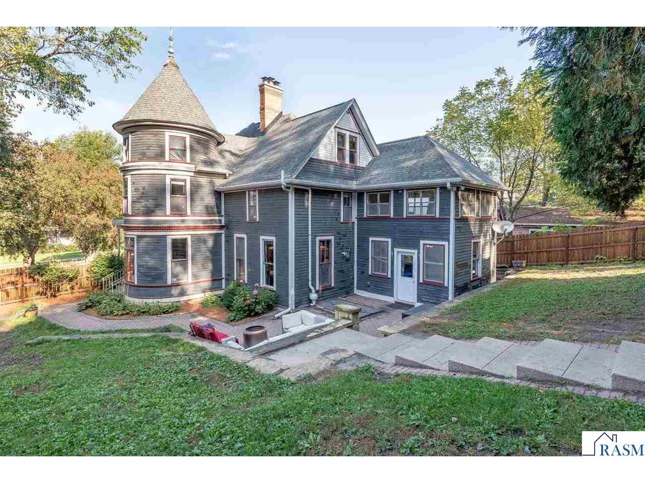 703 N 6th Street Mankato MN 56001 7039846 image37