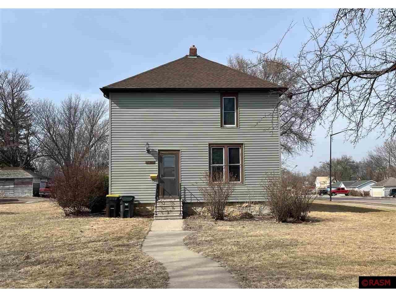 704 S 10th Street Saint James MN 56081 7036921 image1