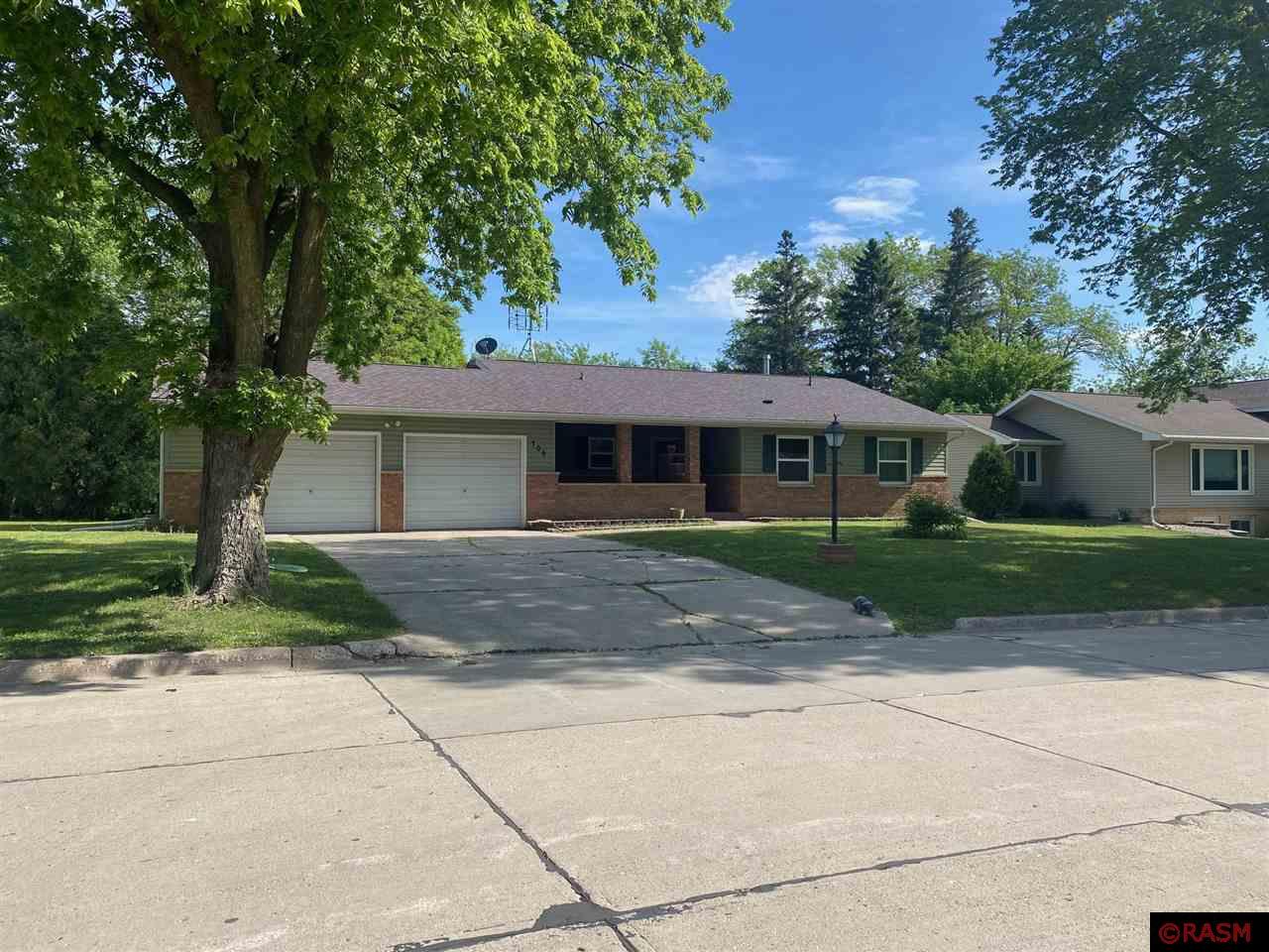 705 SW 3 Street Wells MN 56097 7032446 image1