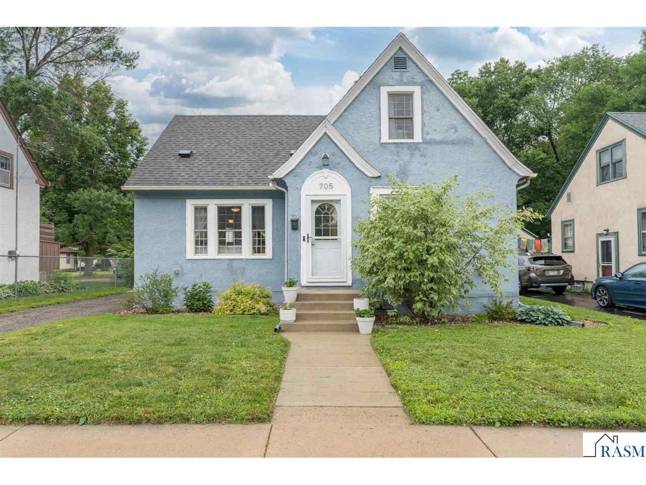 705 Wall Street North Mankato MN 56003 267040563 image1