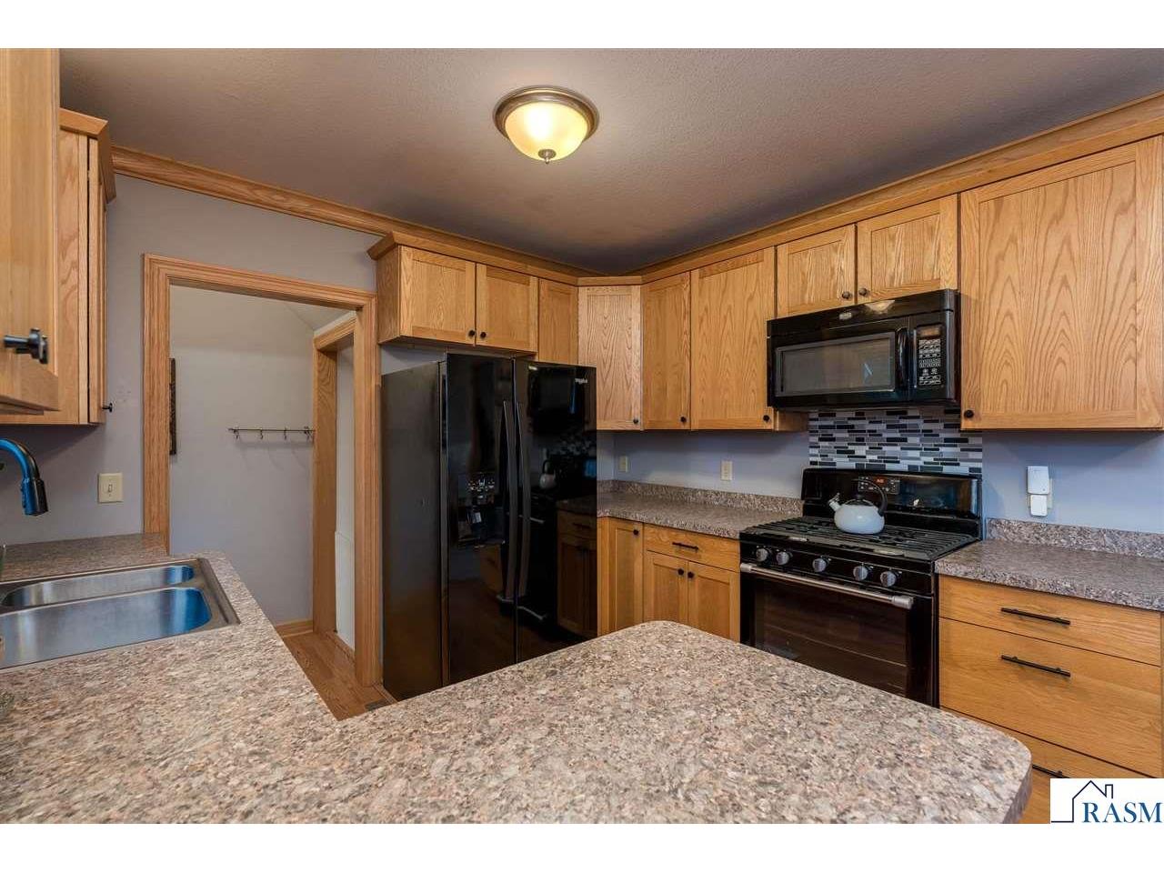 705 Wall Street North Mankato MN 56003 267040563 image9