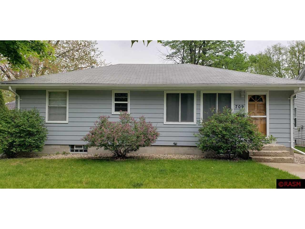 709 N 7th Street, Saint Peter, MN 56082 MLS 7027059 Edina Realty