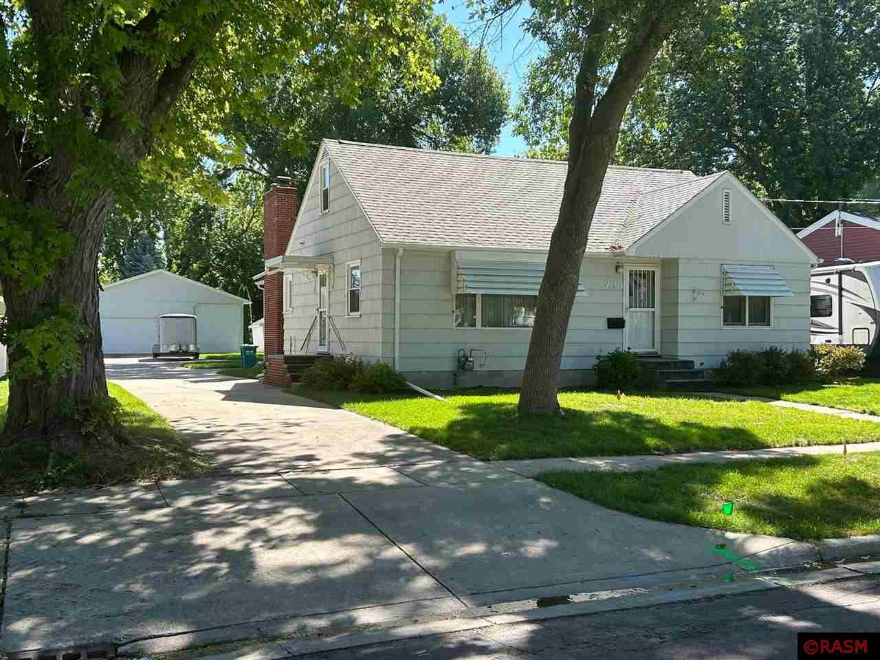 709 SW 5th Street Waseca MN 56093 7033100 image1