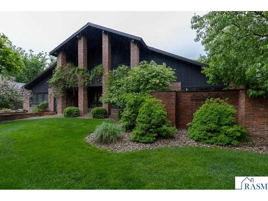 710 Summit Avenue New Ulm MN 56073 7040349 image1