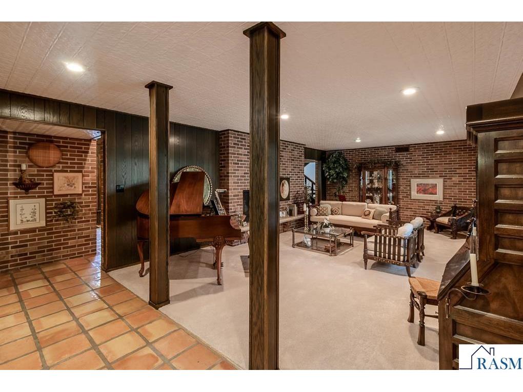 710 Summit Avenue New Ulm MN 56073 7040349 image15