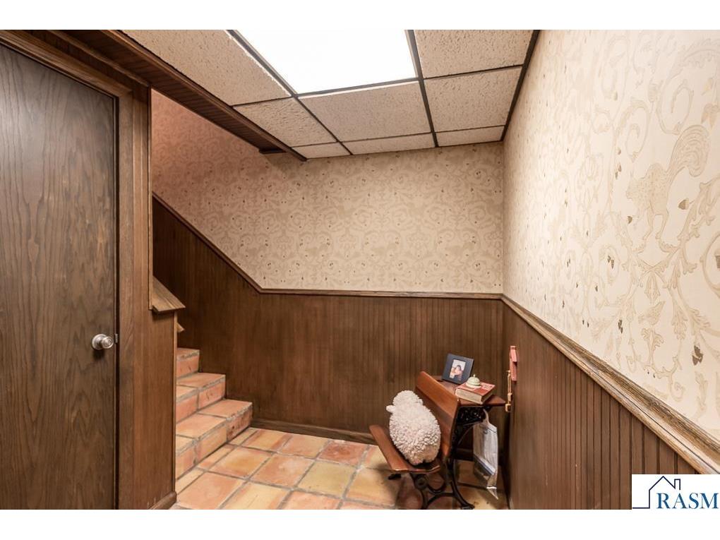710 Summit Avenue New Ulm MN 56073 7040349 image61