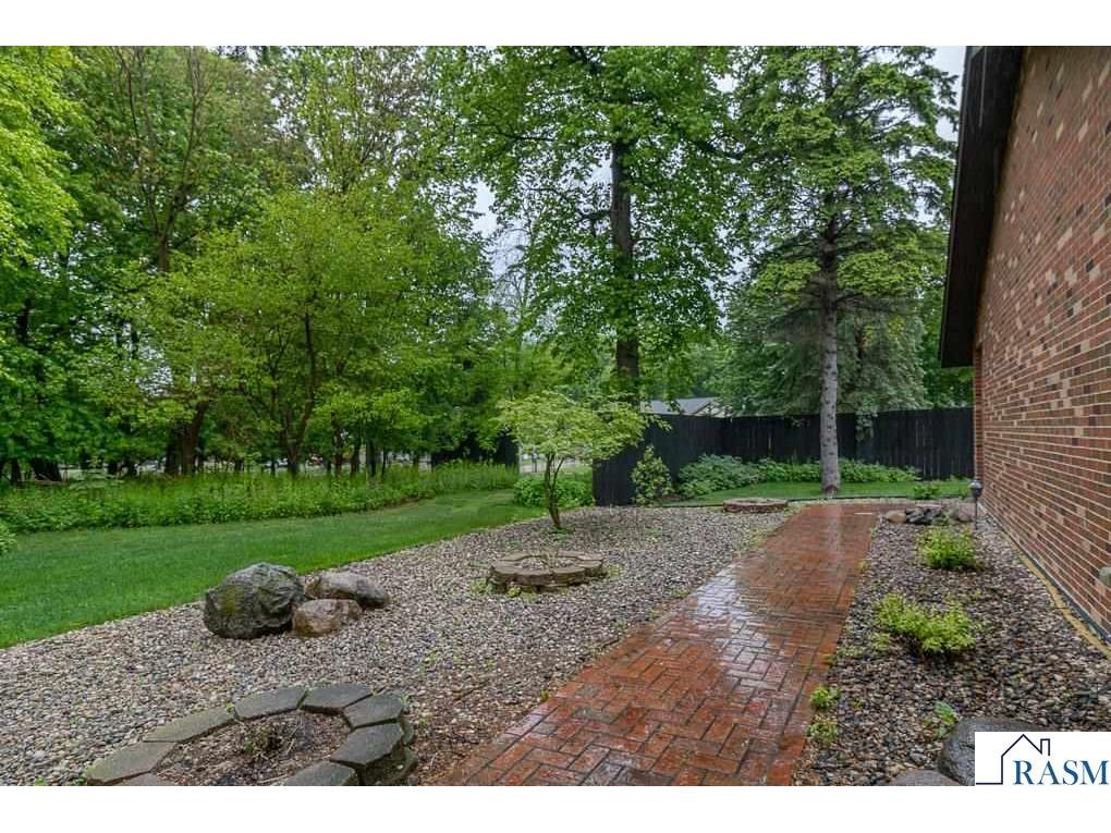 710 Summit Avenue New Ulm MN 56073 7040349 image8