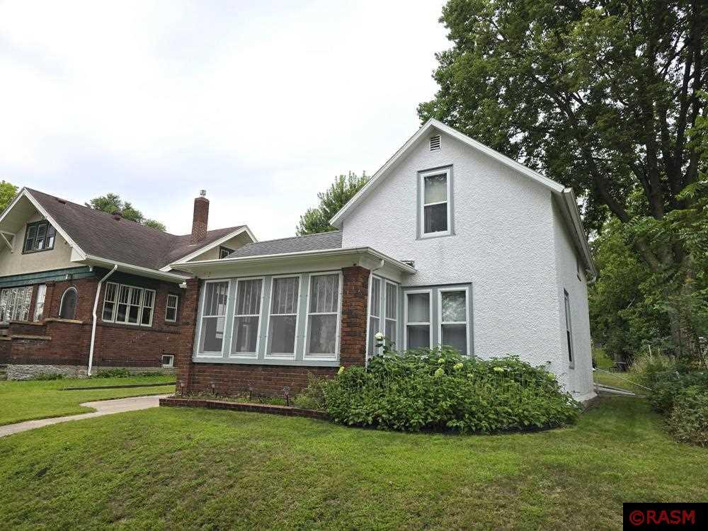 712 S Minnesota Street New Ulm MN 56073 7035742 image1