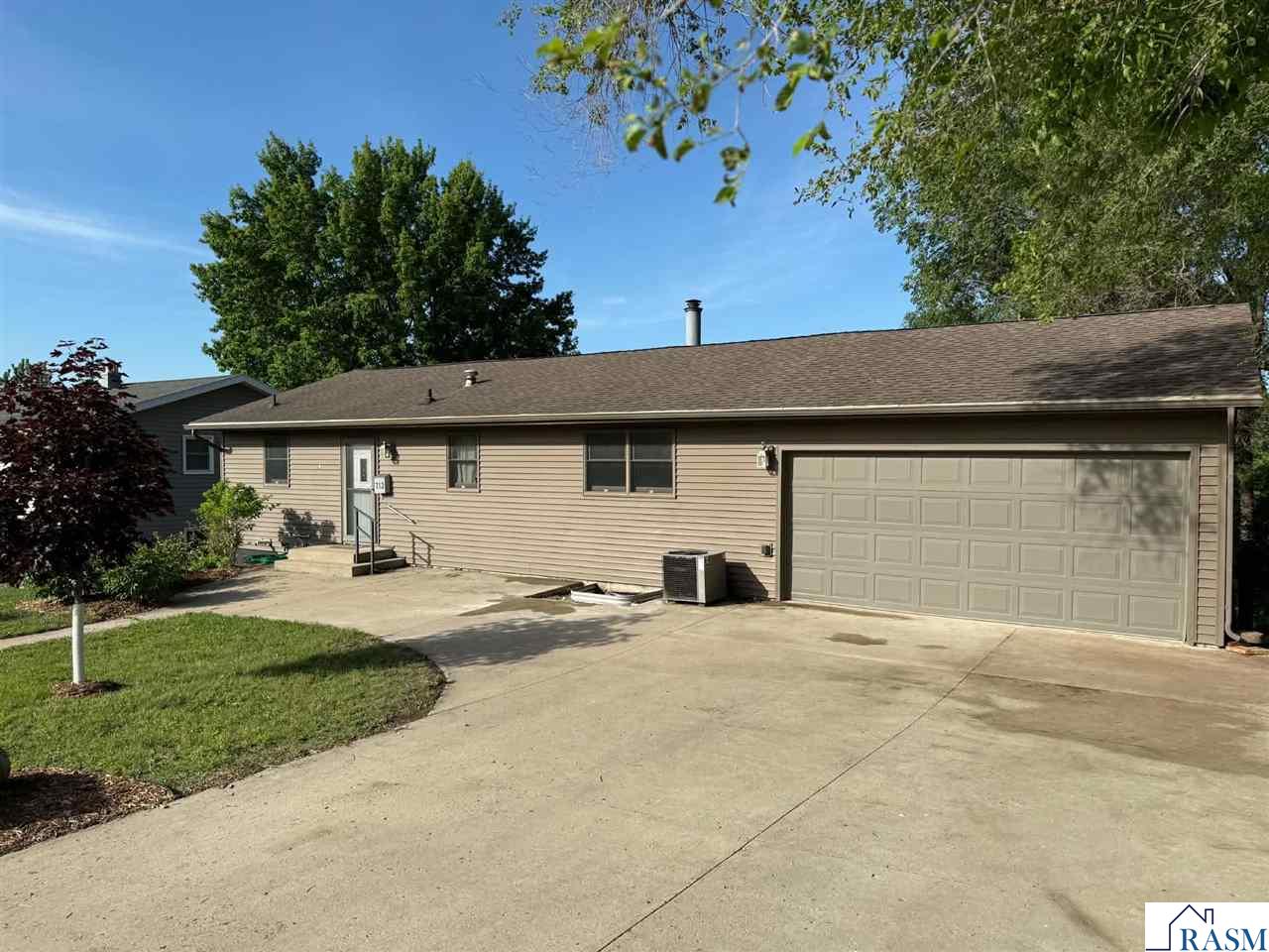 712 S Washington Street New Ulm MN 56073 7040429 image1