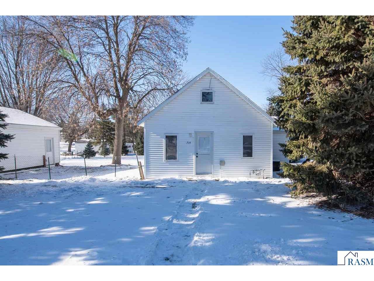 714 N Teal Street Janesville MN 56048 7039374 image1