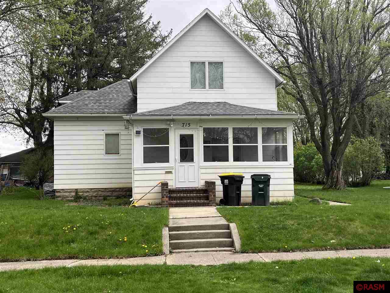 715 S 9th Street Saint James MN 56081 7034878 image1