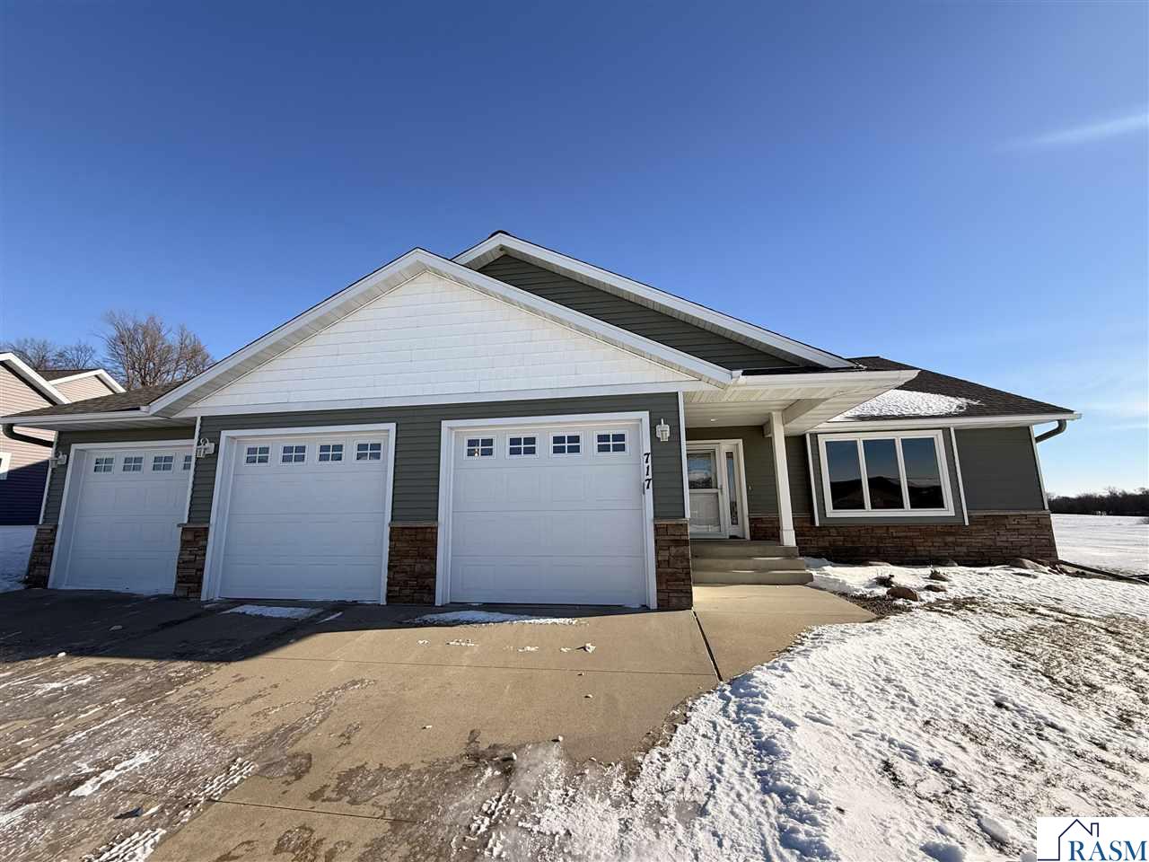 717 Maple Lane Eagle Lake MN 56024 7039210 image1