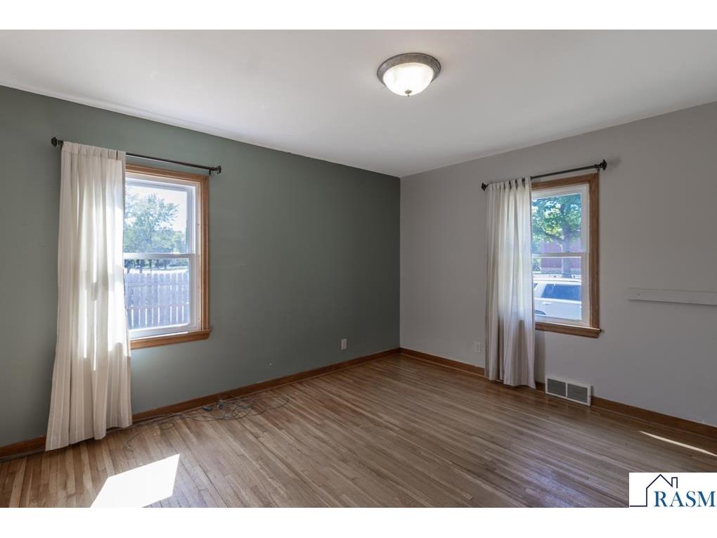 717 N 5th Street New Ulm MN 56073 7040414 image18