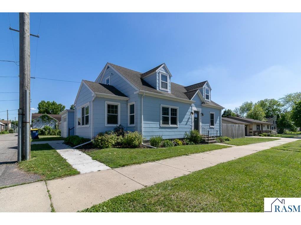 717 N 5th Street New Ulm MN 56073 7040414 image2
