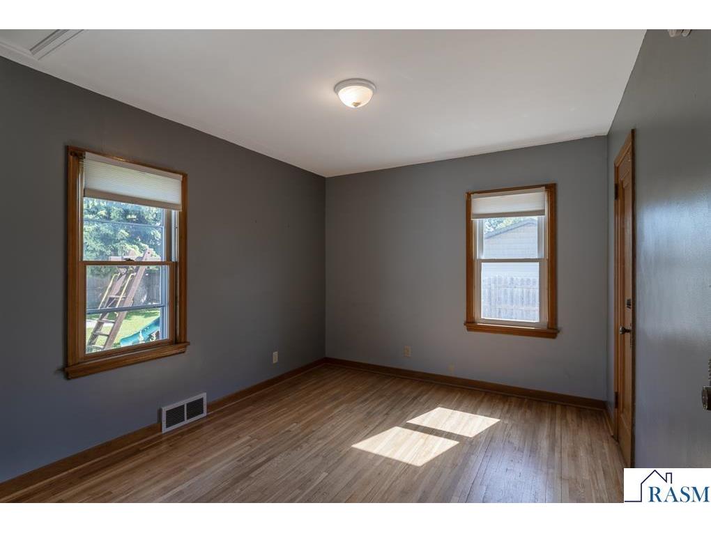 717 N 5th Street New Ulm MN 56073 7040414 image21