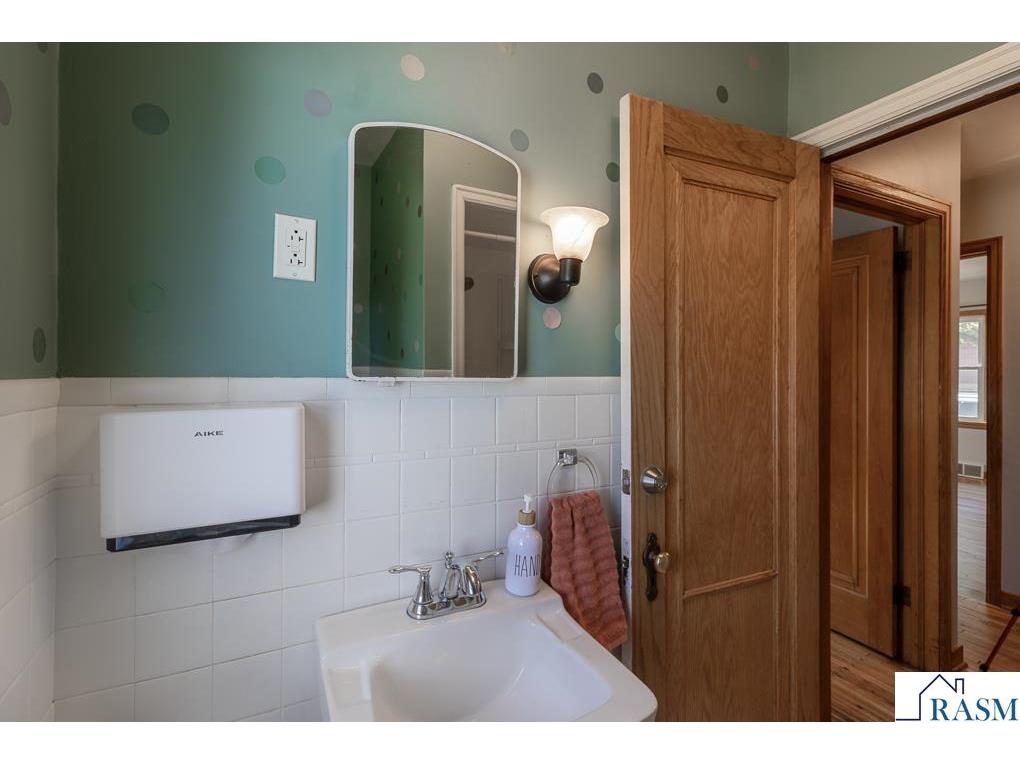 717 N 5th Street New Ulm MN 56073 7040414 image24