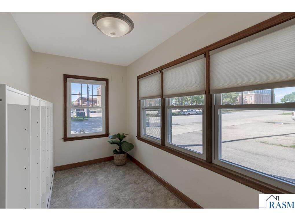 717 N 5th Street New Ulm MN 56073 7040414 image6