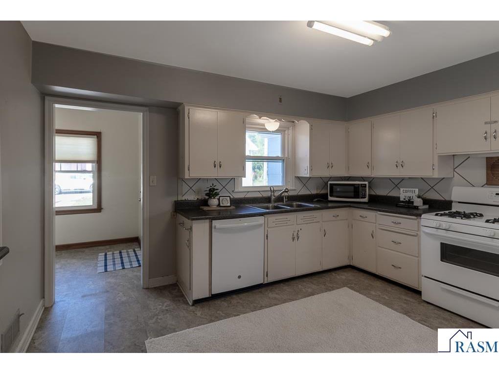 717 N 5th Street New Ulm MN 56073 7040414 image9