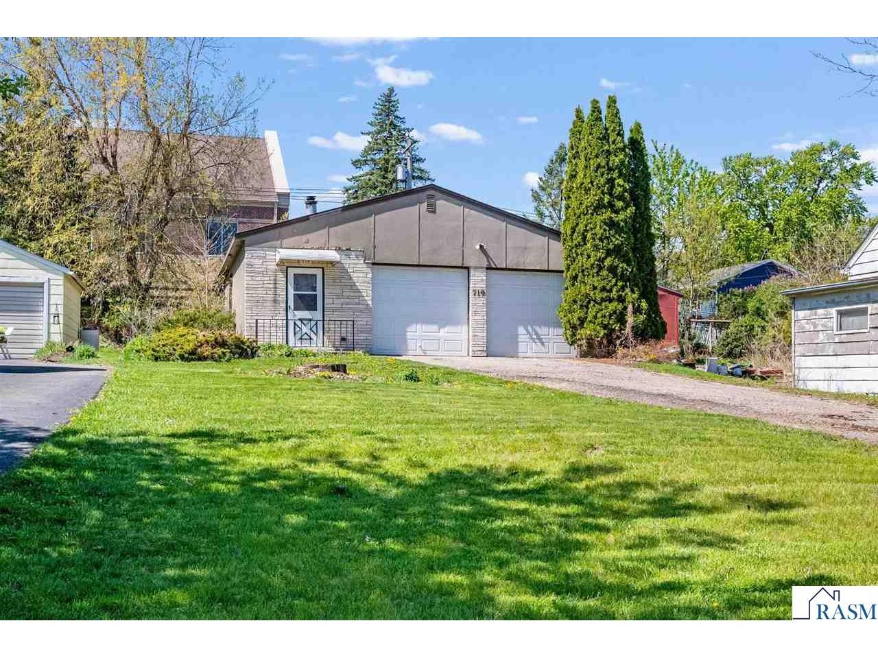 719 N Spring Street New Ulm MN 56073 7040263 image1