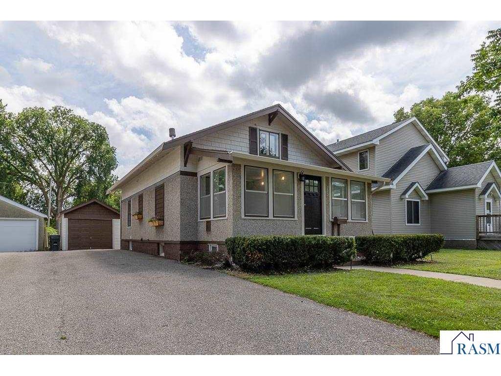 723 Nicollet Avenue North Mankato MN 56003 7038087 image1