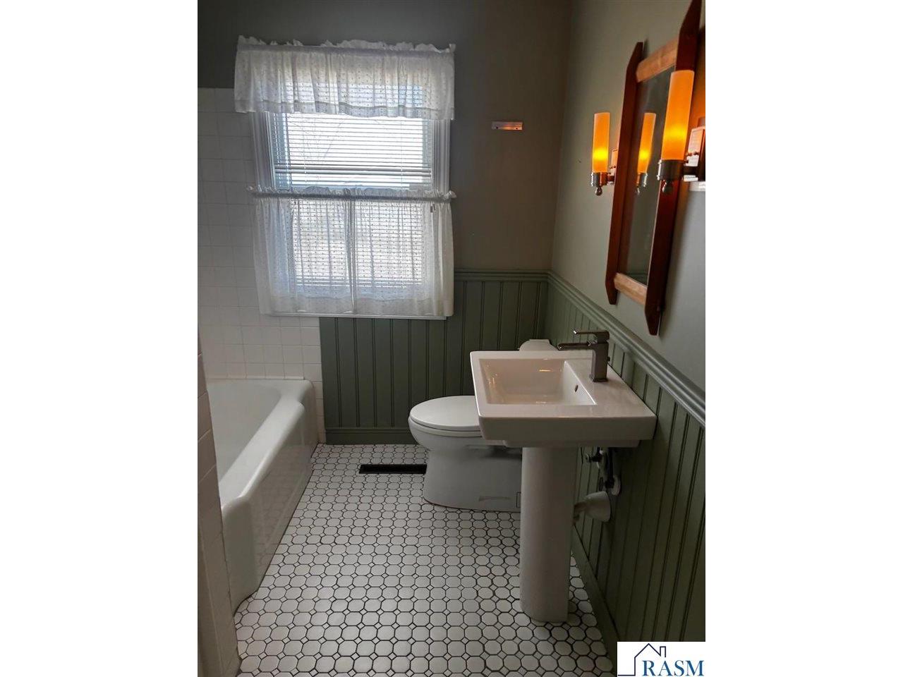 724 W Nassau Street Saint Peter MN 56082 7039932 image22