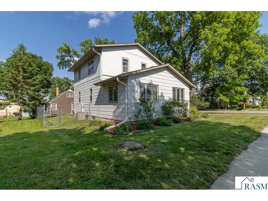 725 S Minnesota Street New Ulm MN 56073 267040463 image3