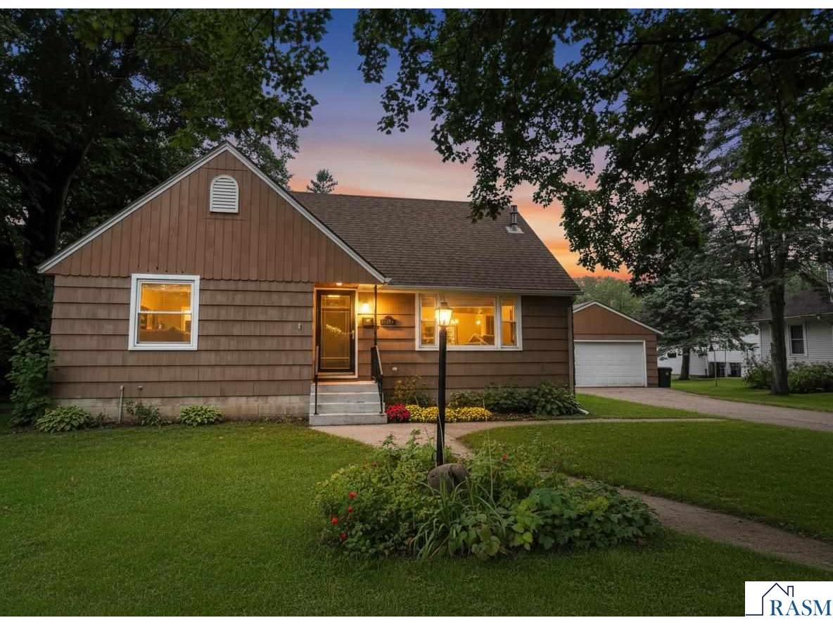 726 Garfield Avenue North Mankato MN 56003 7038654 image1