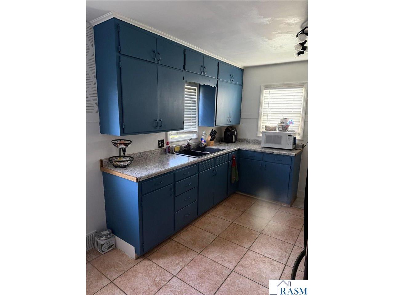 726 South Avenue North Mankato MN 56003 267040560 image3