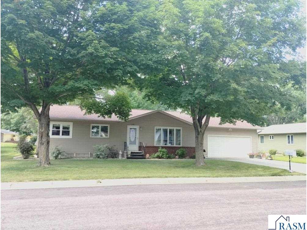 728 5th Ave NE Sleepy Eye MN 56085 7038209 image1