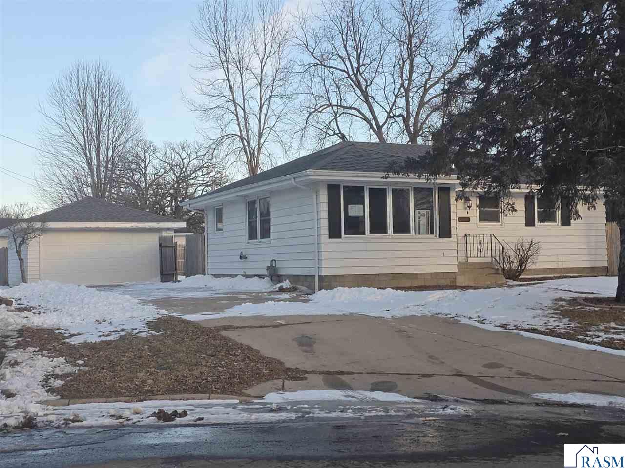 729 Elm Court Le Sueur MN 56058 7039566 image1