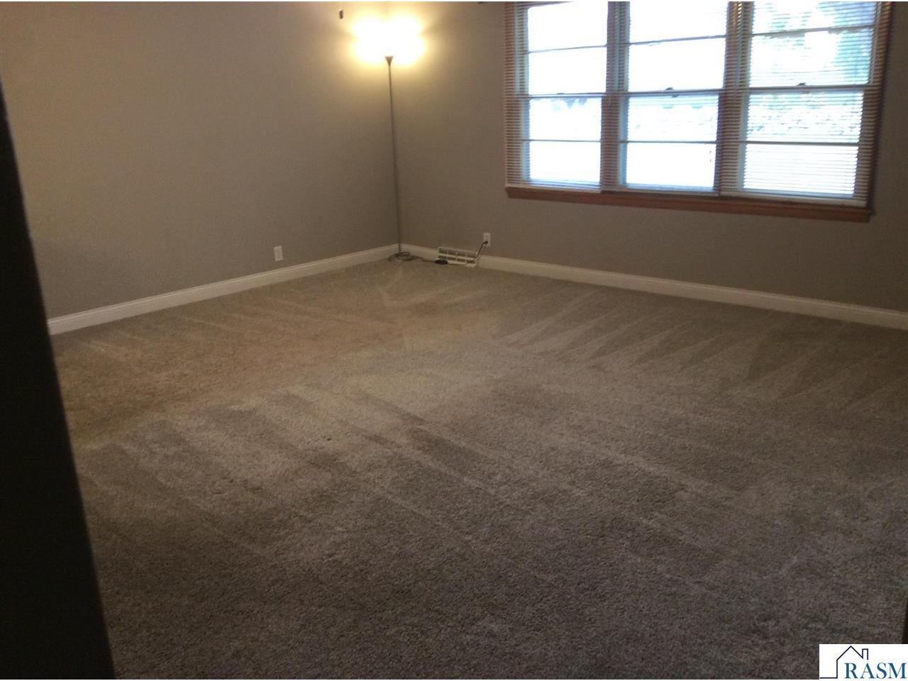 731 NE 3rd Ave Sleepy Eye MN 56085 7038653 image10