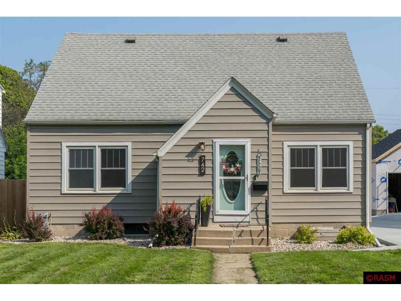 742 Park Avenue North Mankato MN 56003 7035713 image1