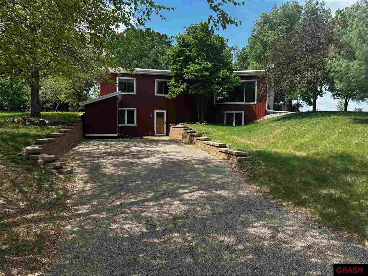 748 Valley View Drive Saint Peter MN 56082 7037514 image1