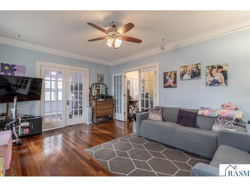 800 Belgrade Avenue North Mankato MN 56003 7039434 image3