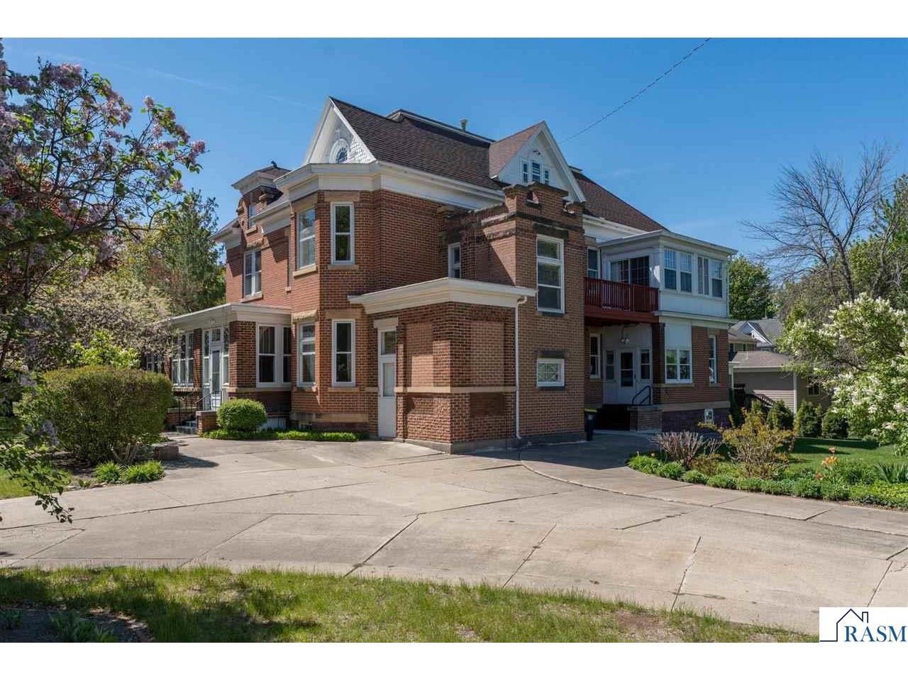 800 Center Street New Ulm MN 56073 7040276 image2
