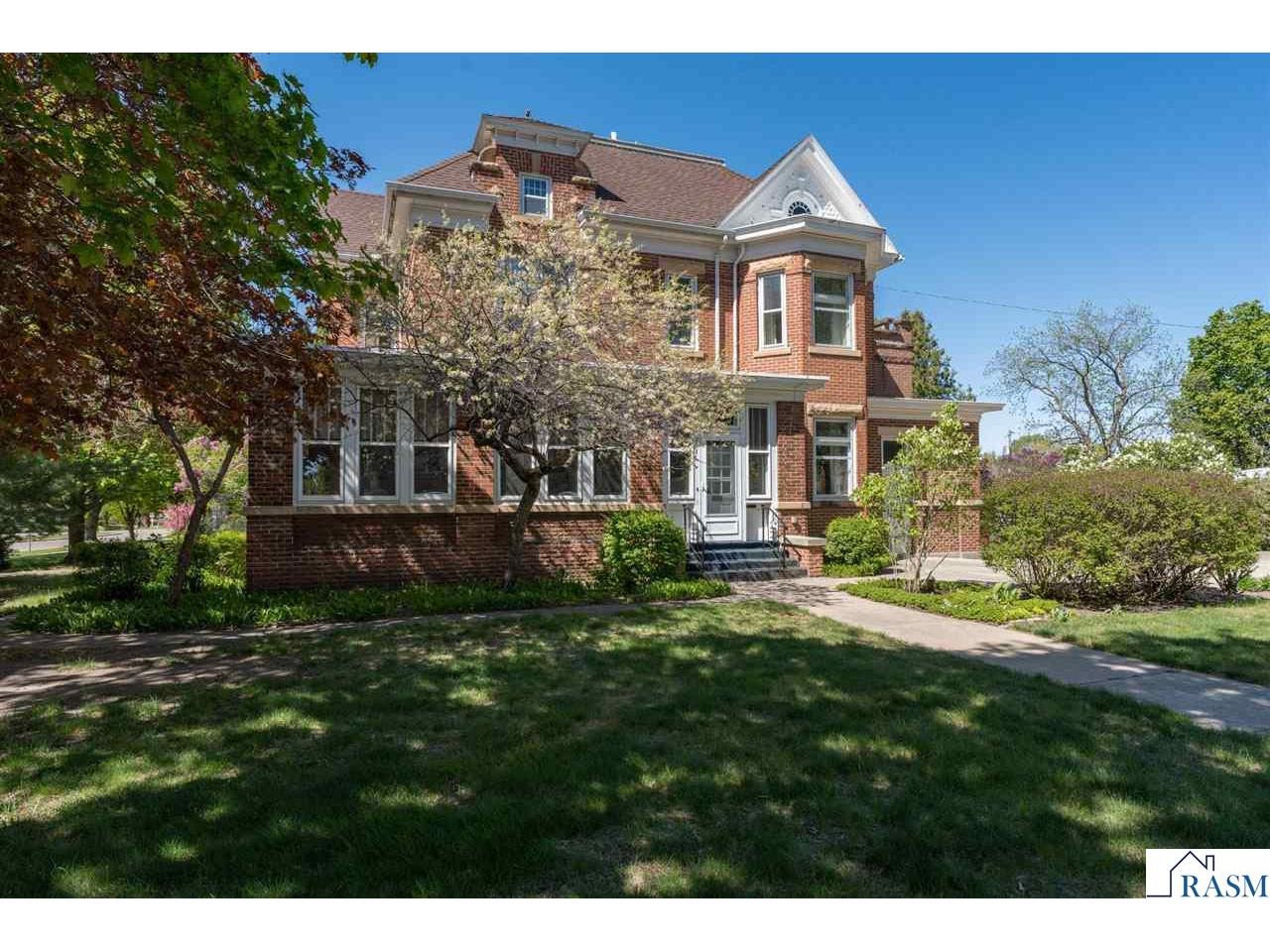 800 Center Street New Ulm MN 56073 7040276 image3