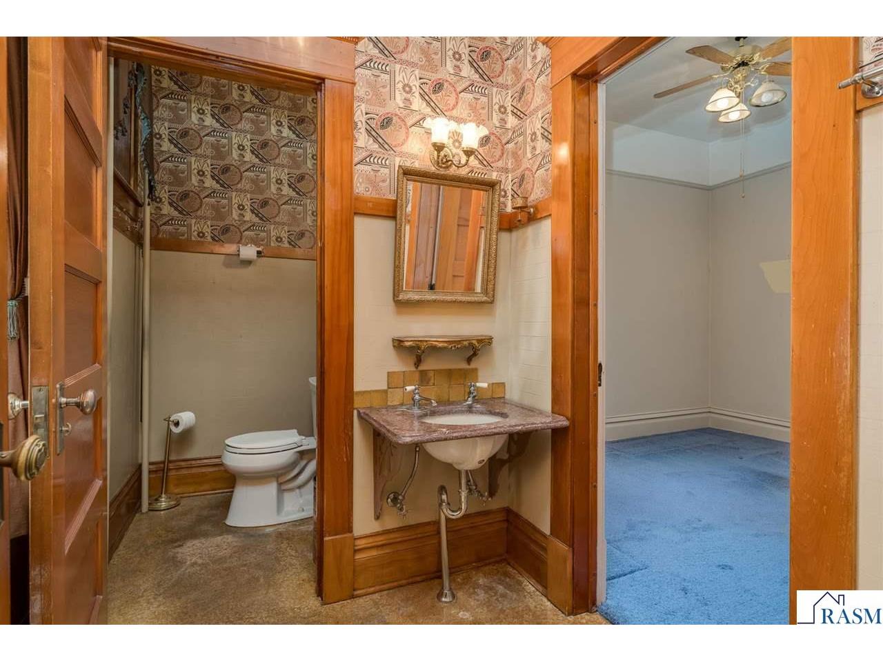 800 Center Street New Ulm MN 56073 7040276 image36