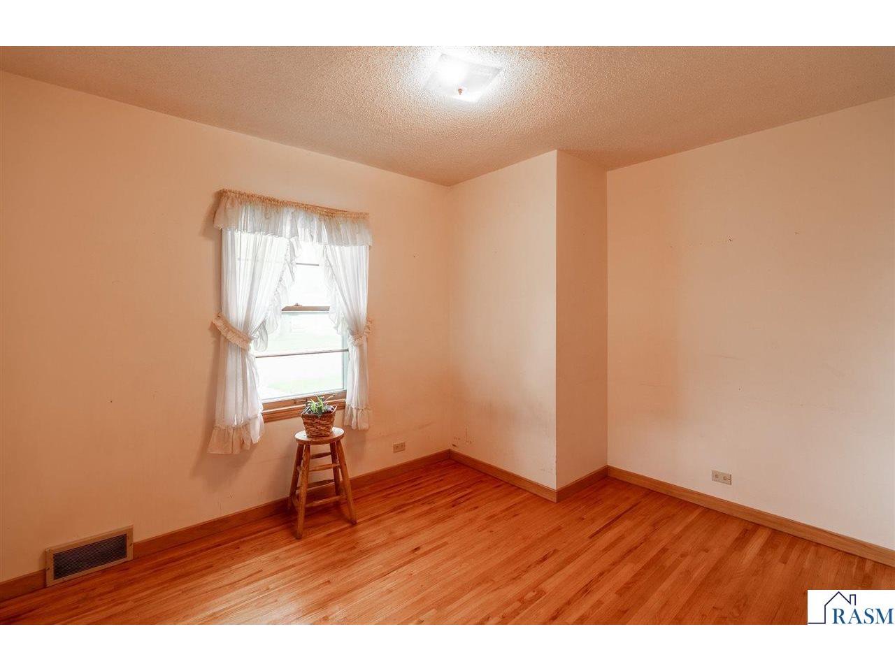 801 SW 4th Avenue Wells MN 56097 7040197 image8