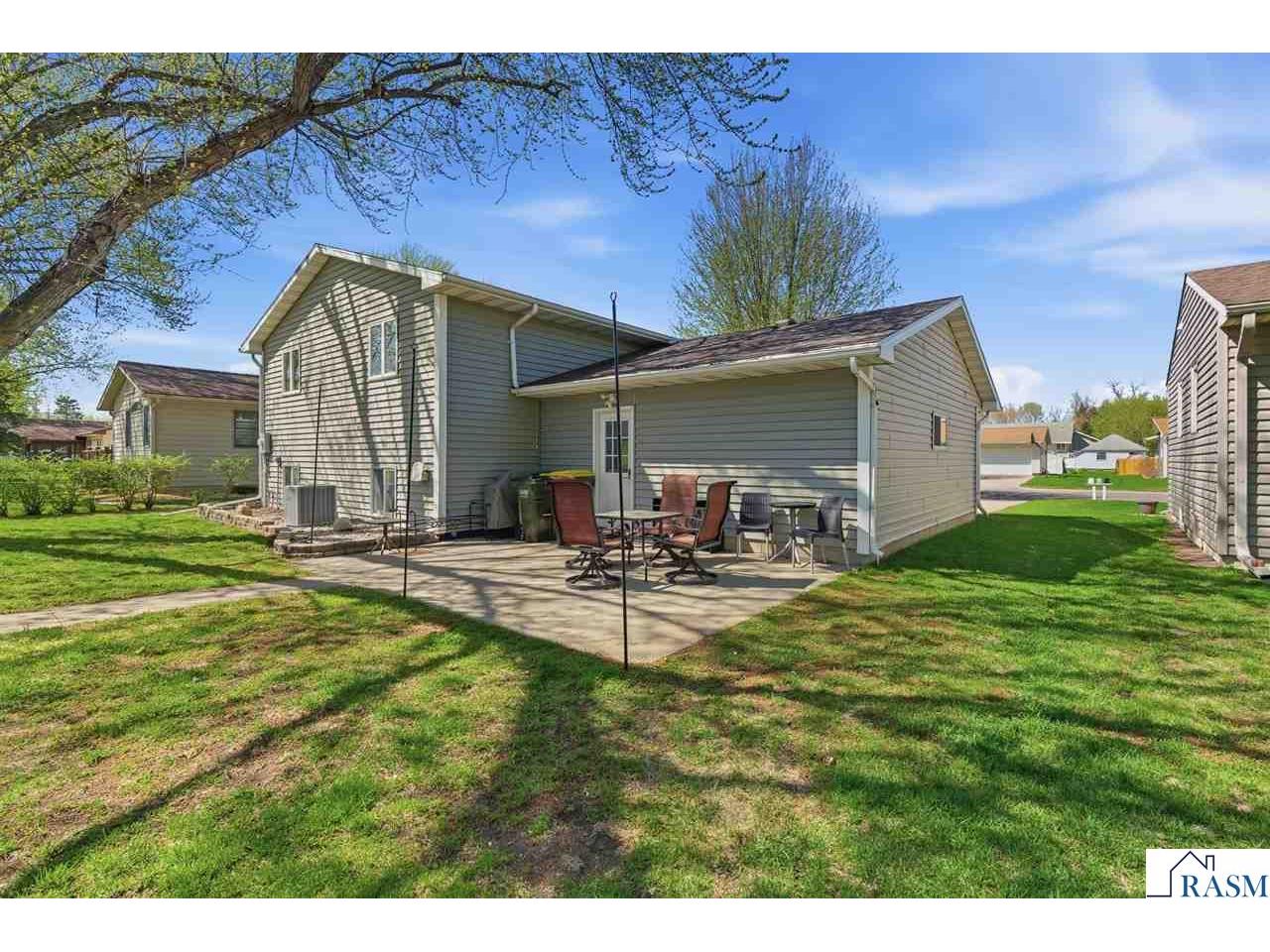 802 1st St SW Madelia MN 56062 7040170 image28